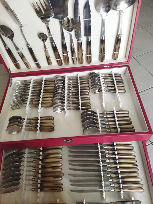 Faqueiro cabo em osso