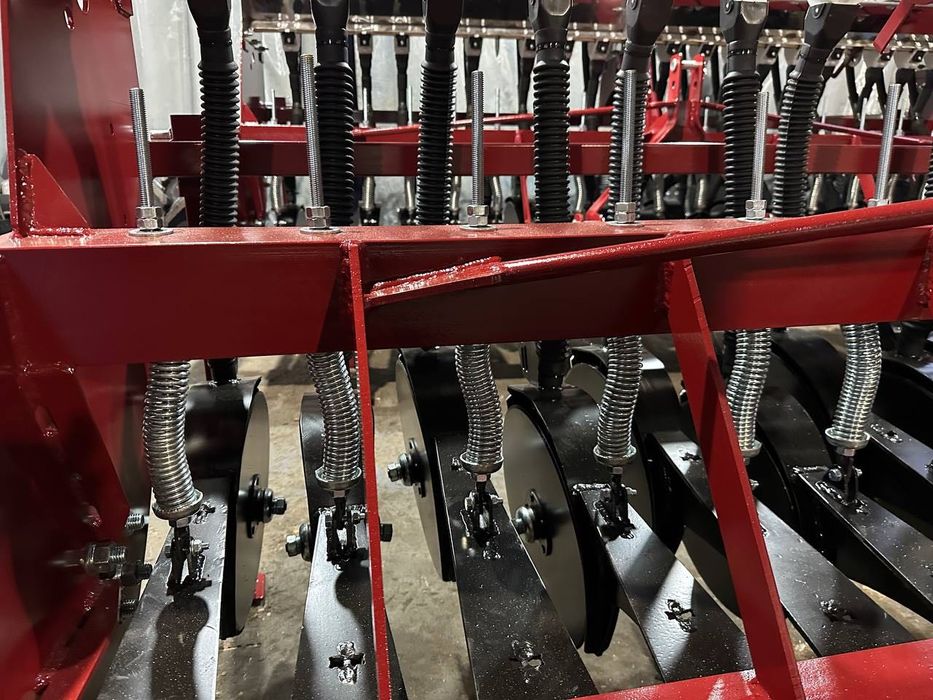 Поліна Сівалка навісна зернова, СЗ 1,8м-2,4 турецькі висівні