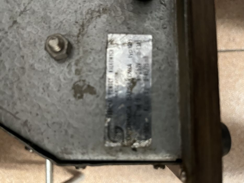 Opornica suwakowa typ 128 220v/ 1A