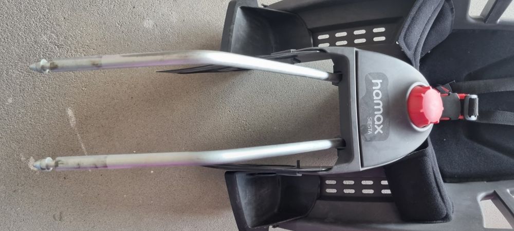 Fotelik tylny Hamax siesta Mocowanie