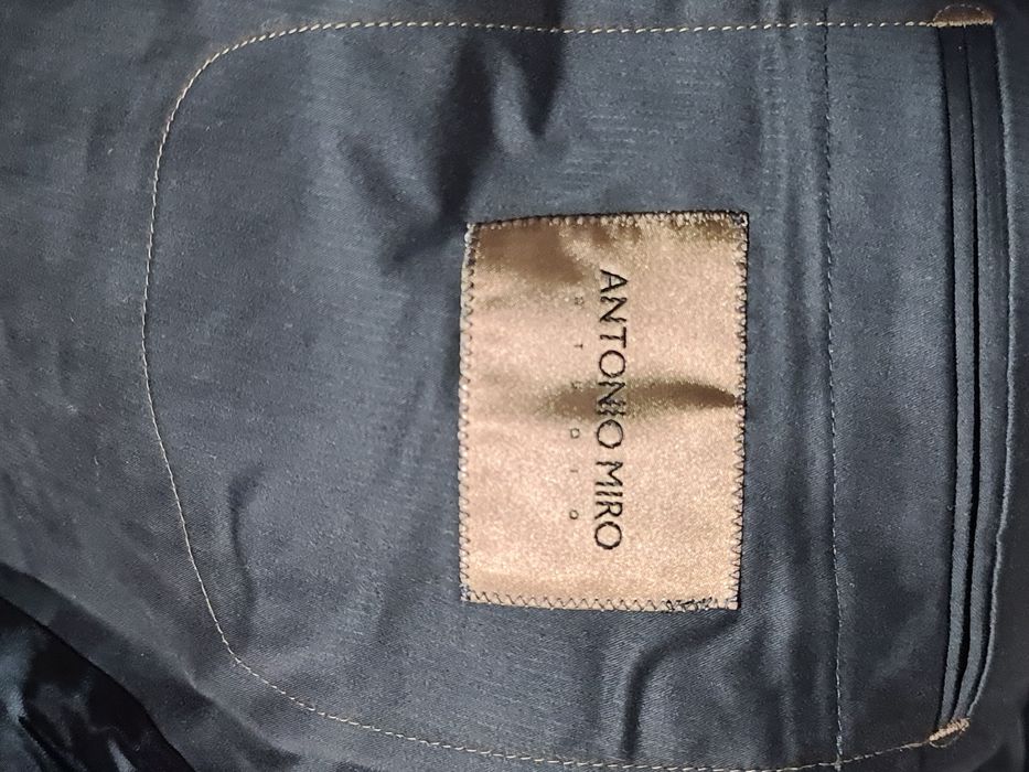 Casaco homem Antonio Miro 52