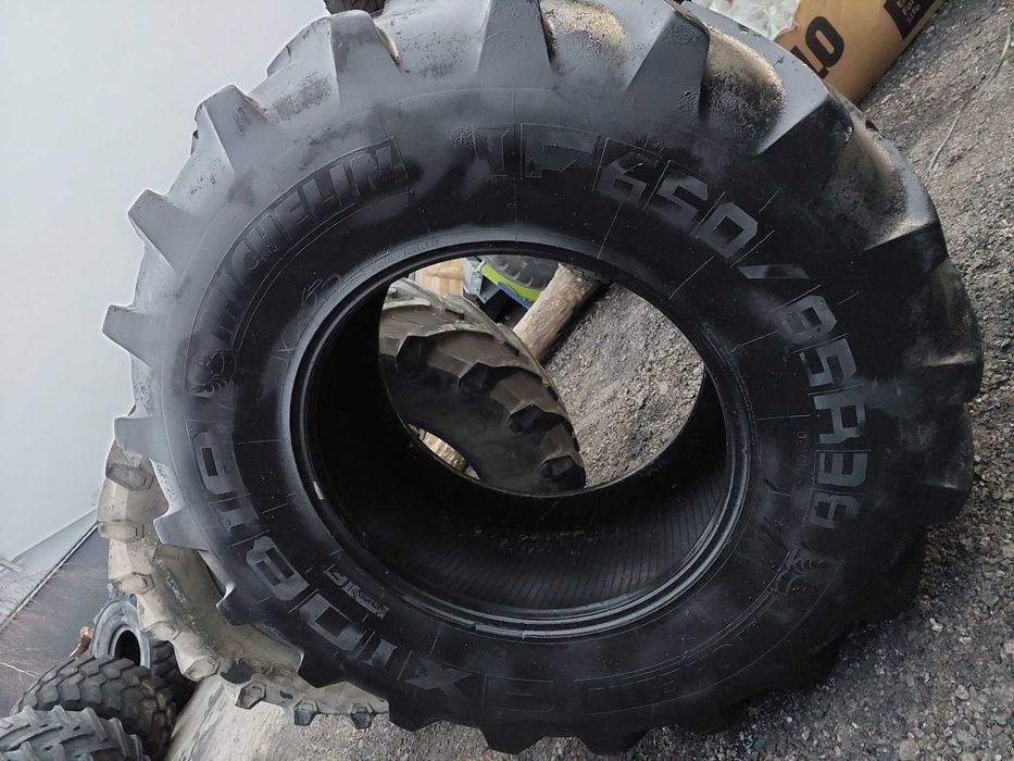 650/85R38 Michelin Axiobib JX631 JX632 JA083