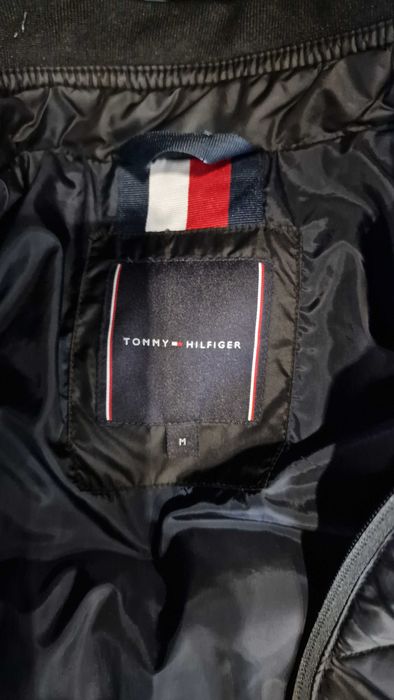 Kurtka bomber, Tommy Hilfiger Czarna Regular Fit | używana