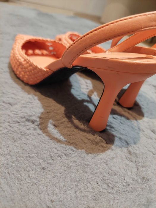Sapatos de salto coral - 39