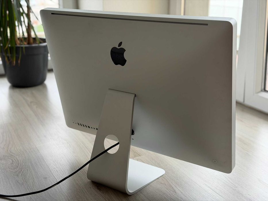 iMac 27" Mid 2011 — Estado Impecável | Totalmente Funcional