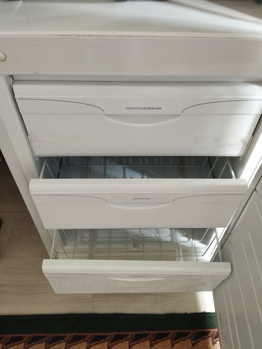 Продам холодильник Атлант