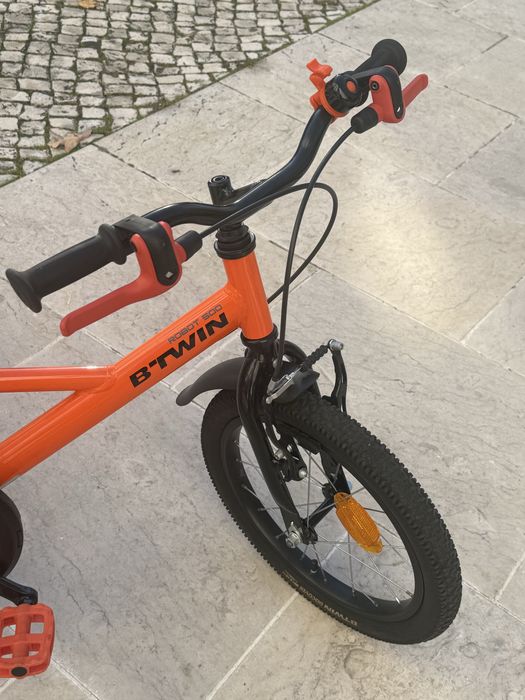 Bicicleta criança - 6 anos Nova