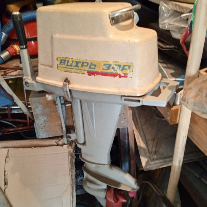 Лодочный мотор " Вихрь" 25