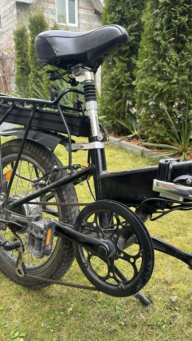 Електровелосипед з складним механізмом