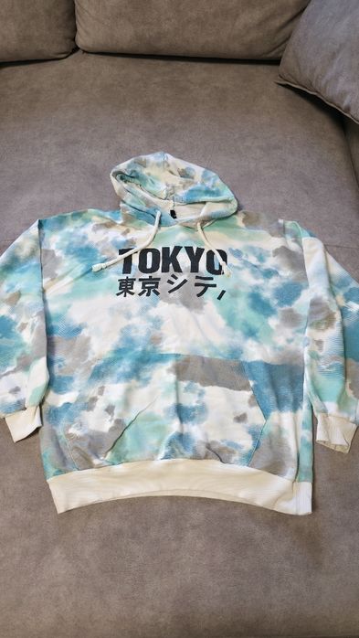 Кофтинки б/у в чудовому стані , розмір M/ L