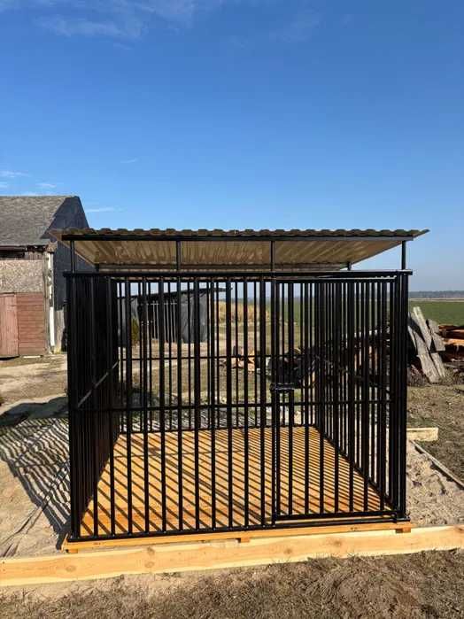 Konstrukcja stalowa_kojec dla psa