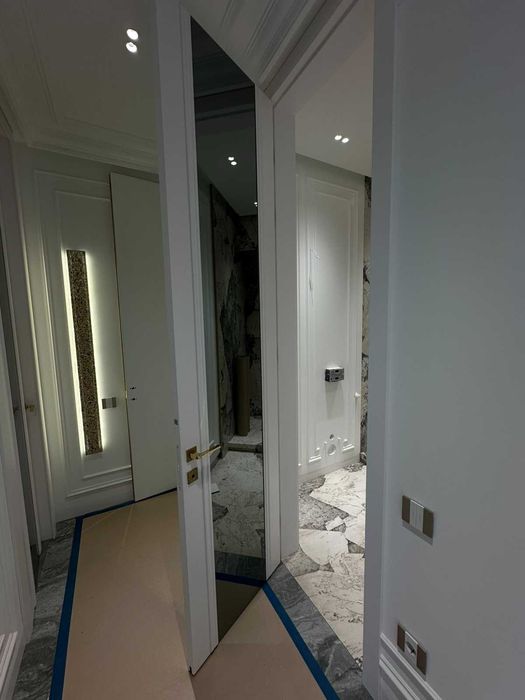 Продам 2 к квартиру на просп.Космонавтів 5330