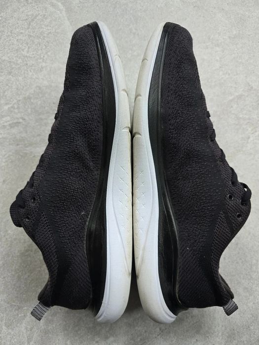 Buty Hoka Hupana Flow rozm. 44 2/3 do biegania