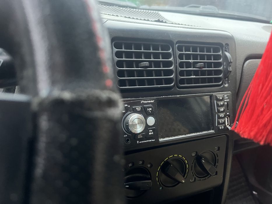 Volkswagen Cady грузо-пасажир в гарному стані