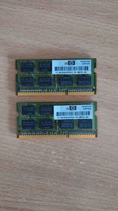 Оперативна память DDR3 4Gb 1333MHz Samsung M471B5673EH1-CH9 SO-DIMM для ноутбука 4Gb Дві планки по 2 Gb