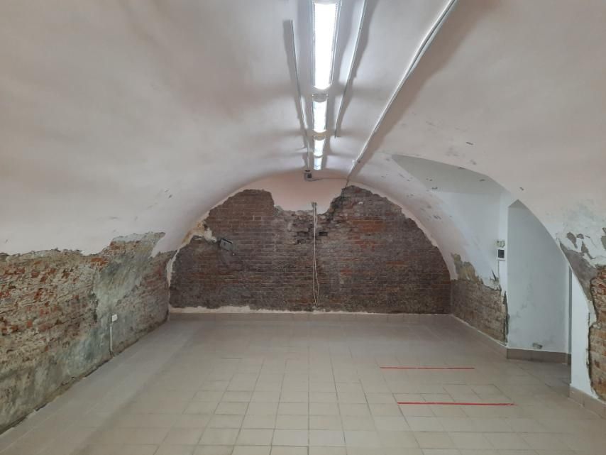 Оренда приміщення 145 м2 в районі Універмагу