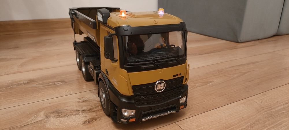 Sprzedam ciężarówke zdalnie sterowaną