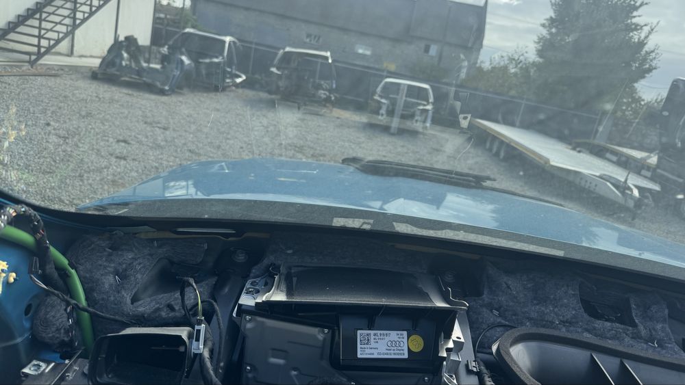 Лобове скло ауді е трон  під проекцію скло нічне ауді е-трон проекція