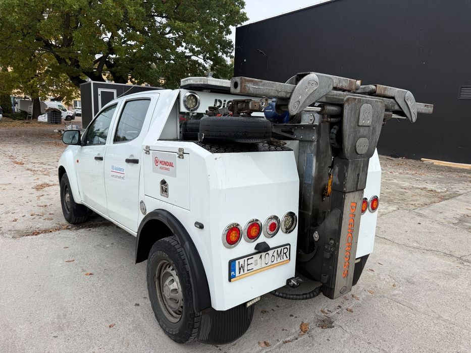 Isuzu D-Max