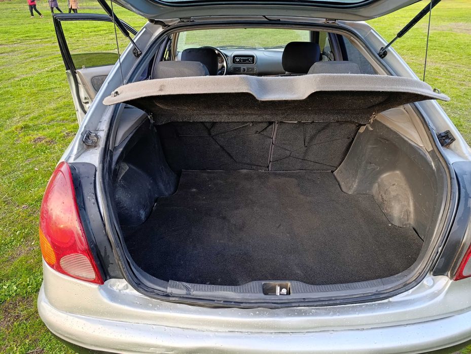 Тойота Королла 98 год 1.6 газ бензин