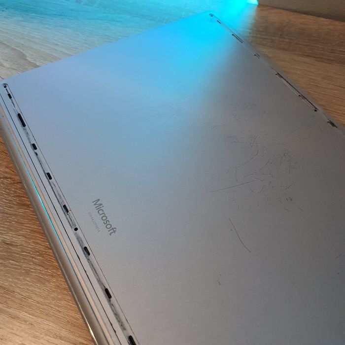 Ноутбук Microsoft Surface Book 2 GTX1050