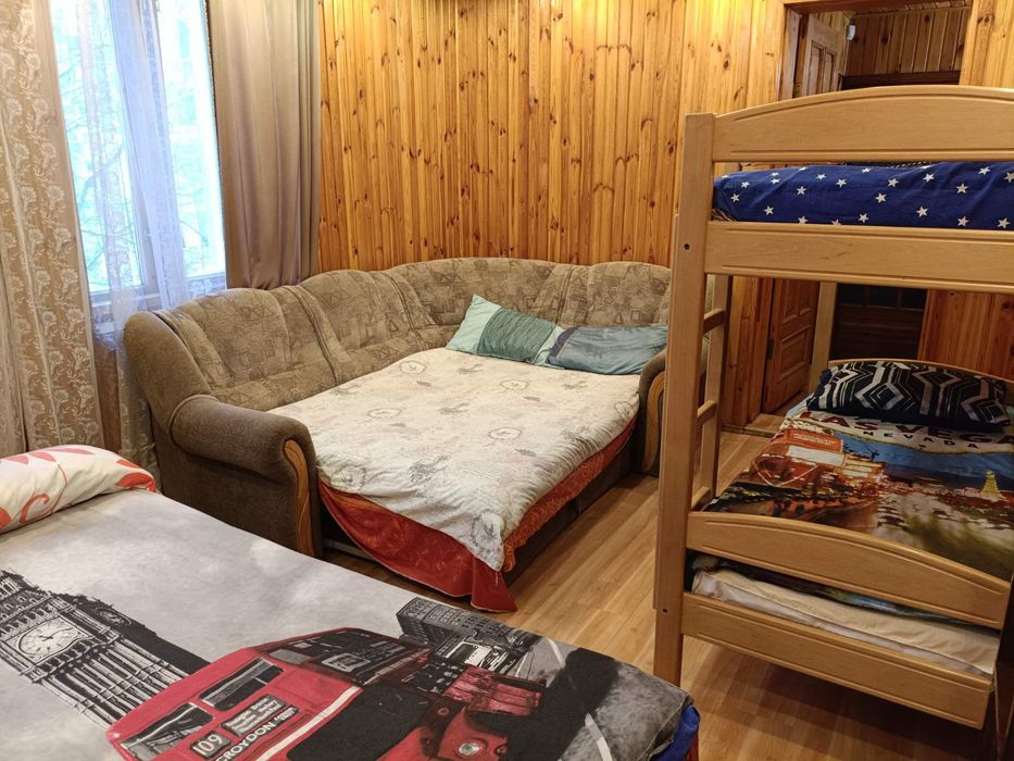 Дом для мероприятий бассейн, баня, генератор,до 45 чел. Почайна