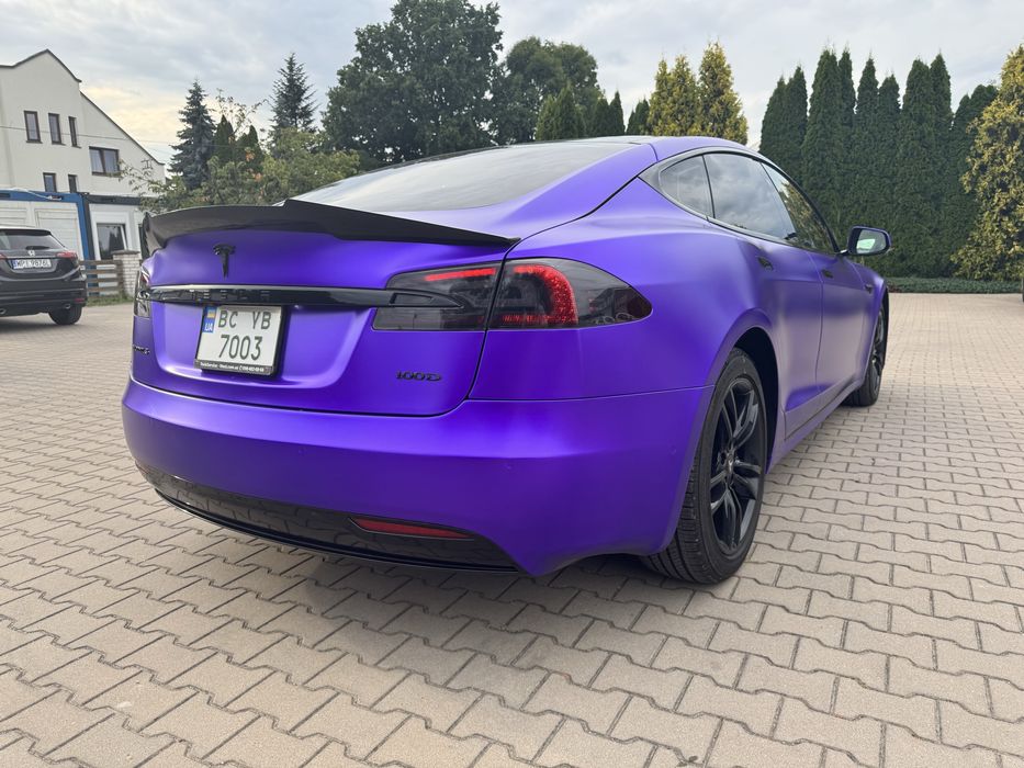 Tesla Model S 2017