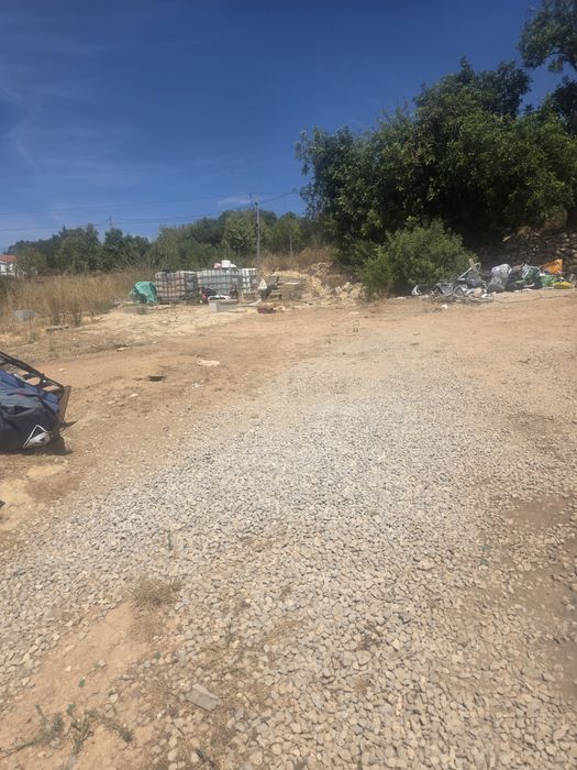 Terreno com casa modelar