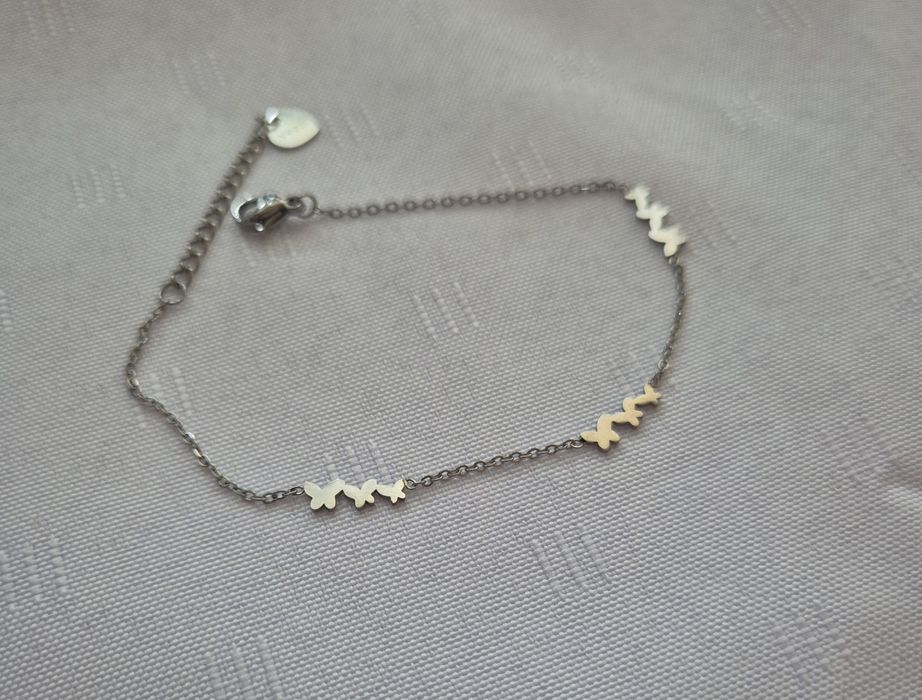 Bransoletka w motylki Vezzi stal chirurgiczna 21cm minimalistyczna