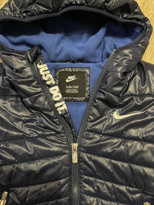 Nike  куртка, р110-116 см
