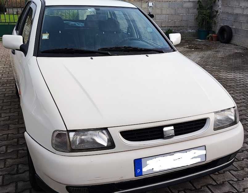 SEAT Ibiza 1000 a gasolina Ano 1997