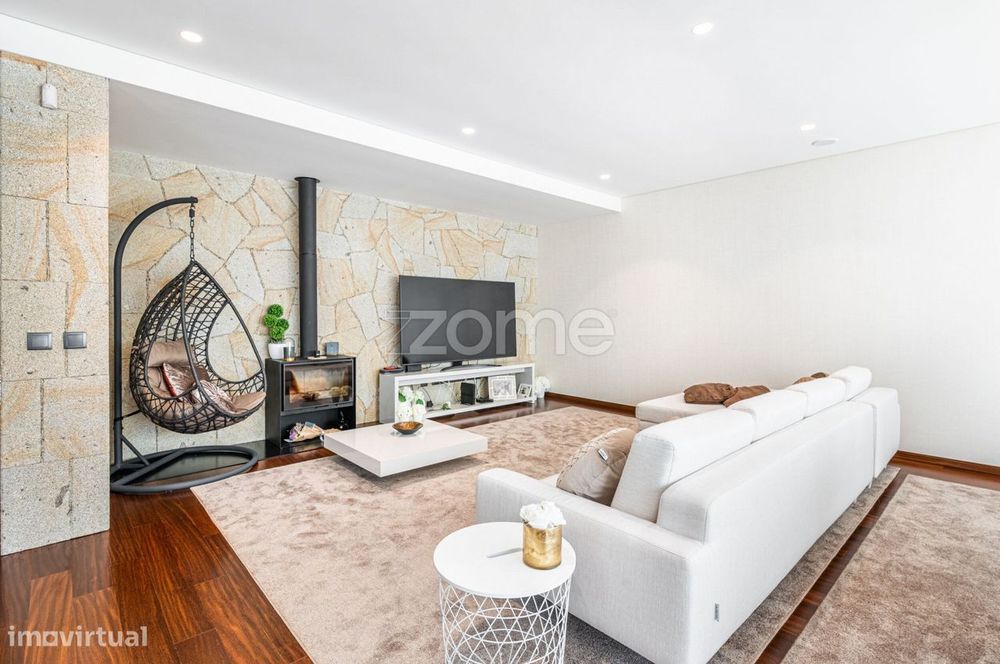 Moradia T5 em Palmeira, Braga
