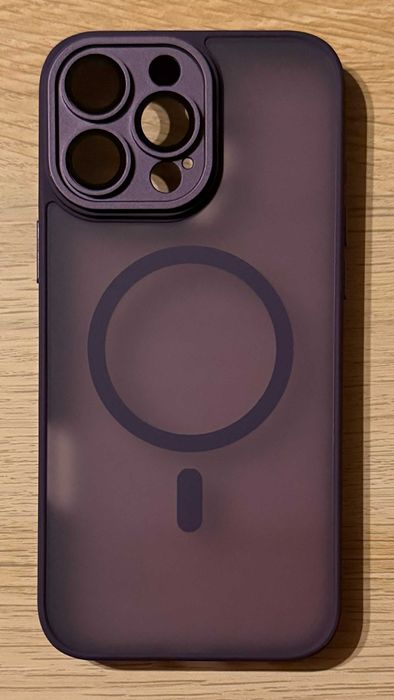 Etui iPhone 17 Pro Max MagSafe osłona aparatu półprzezroczyste fiolet