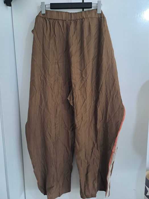 Spodnie brązowe ASOS