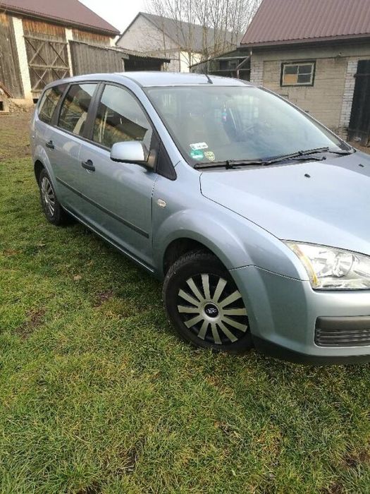 Ford Focus sprzedaż
