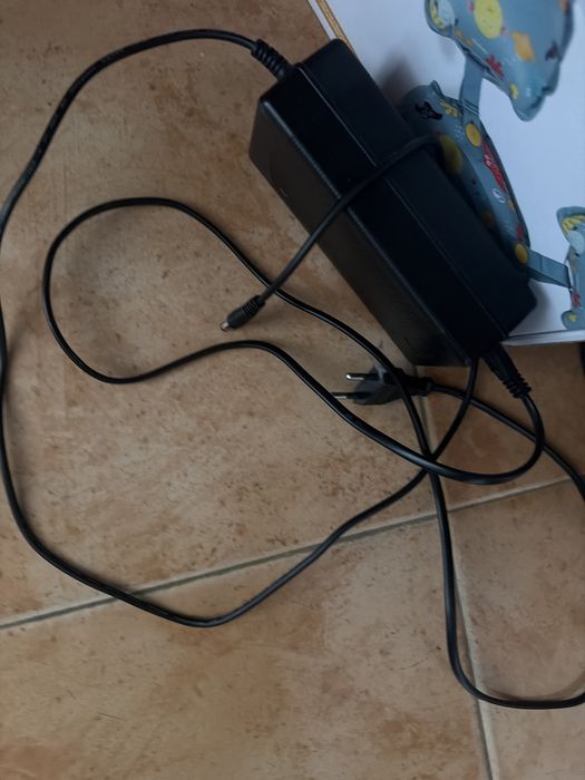Kukirin G2 + Capacete e carregador