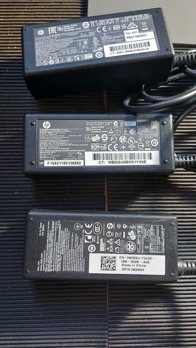 3 Carregadores de portáteis HP / DELL / COMPAQ64740314046337121