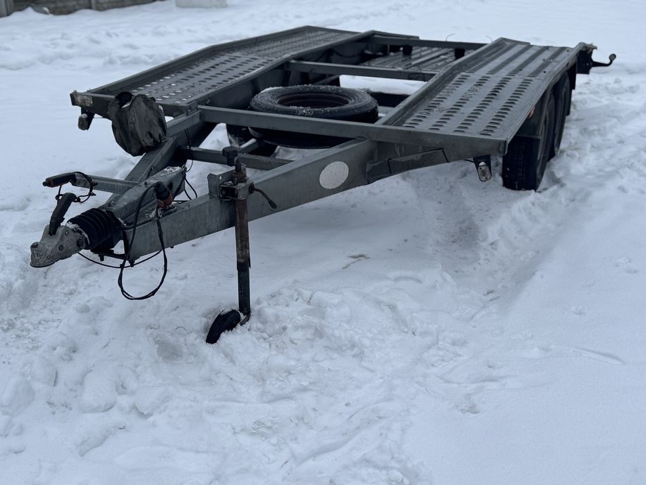 Wynajem Przyczepa Laweta Niewiadów BR 2 DMC 2500 Ladowność 1950