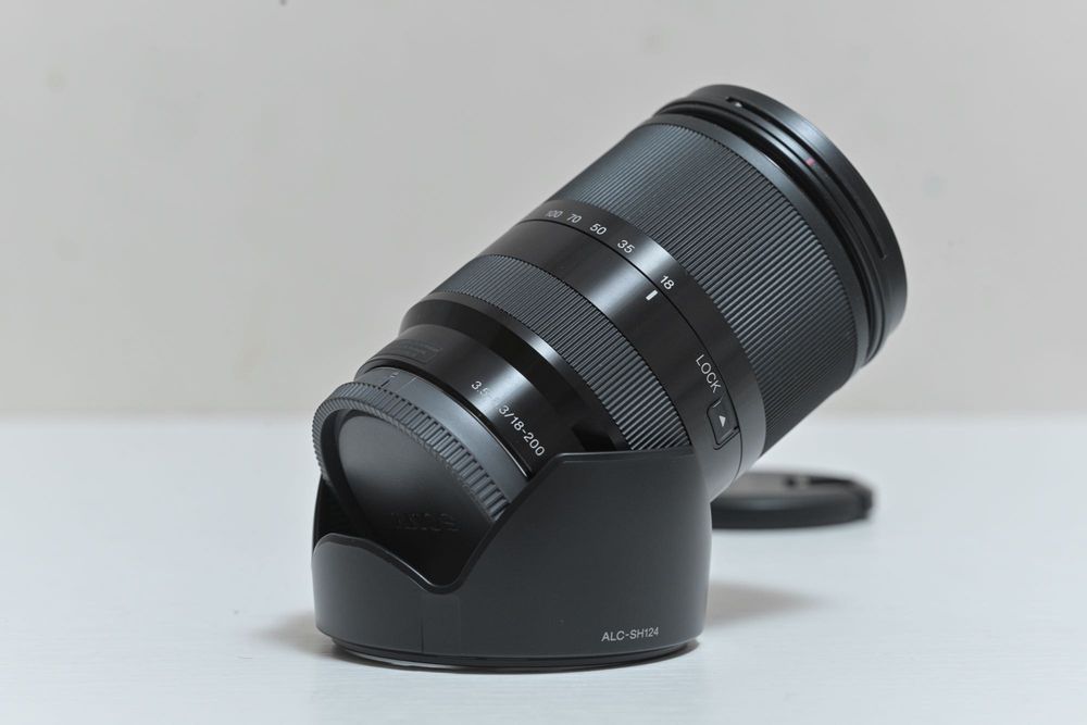 18 200 - купить объектив Sony - Цена на OLX.ua