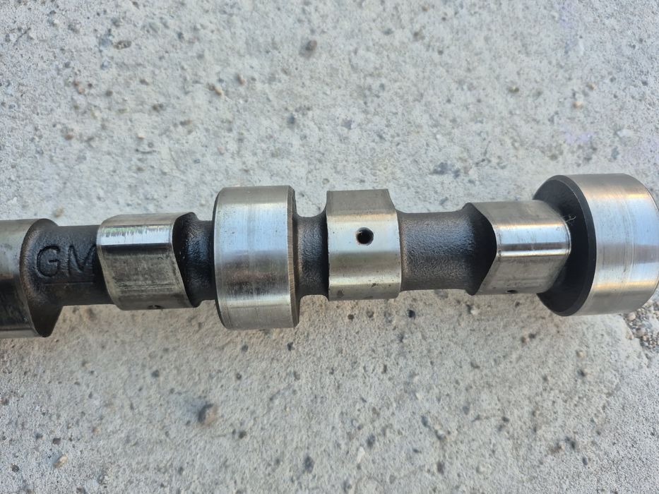 Продам разпредвал на Опель 2.3 turbo