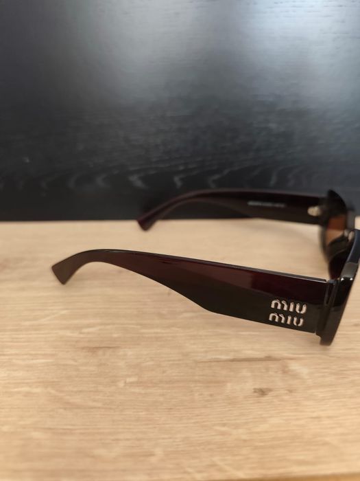 Miumiu okulary przeciwsłoneczne  damskie.