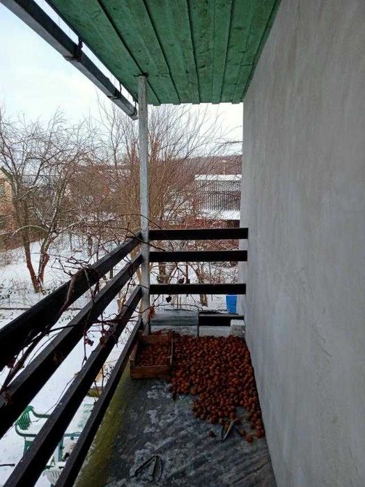 Дача поруч з лісом !