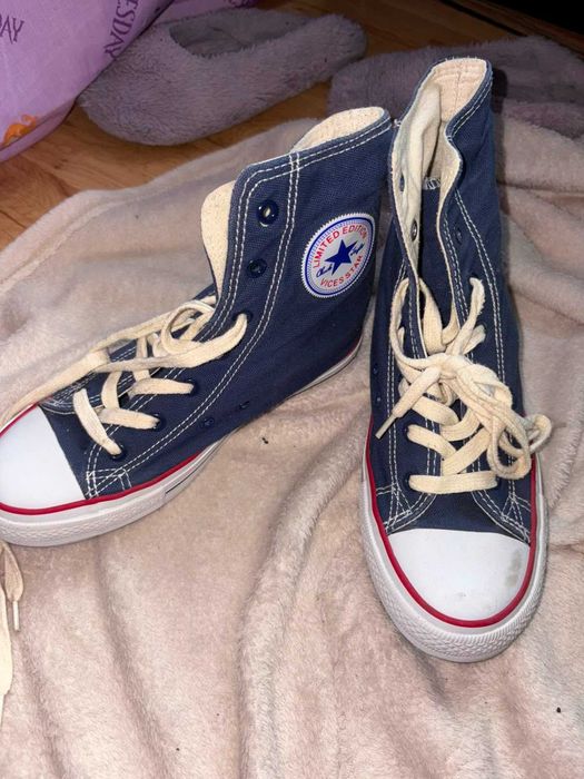Buty damskie sportowe