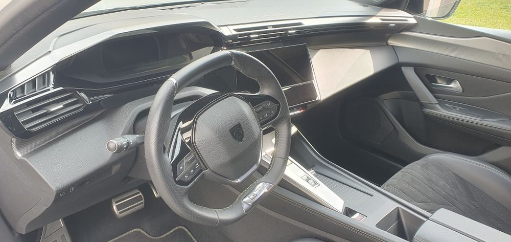 Peugeot 308 GT 1.6 225cv PHEV c/ garantia