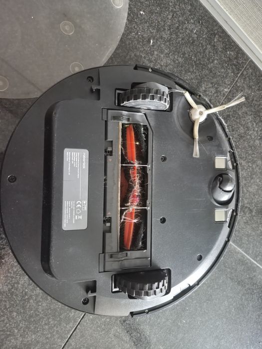 Robot aspirador preto roborock s5