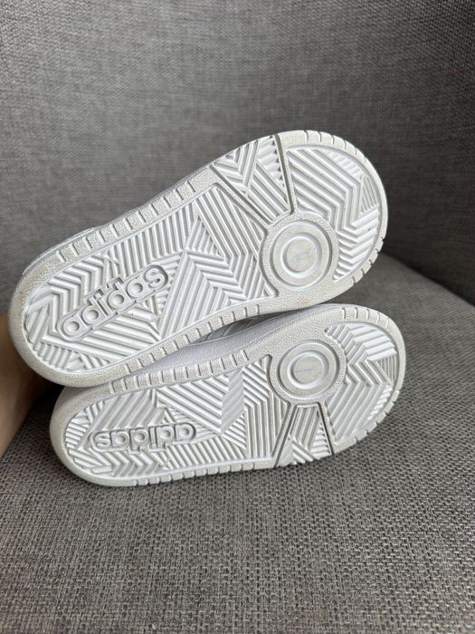 кросівки кросовки кроси кеди adidas 27 17,5см