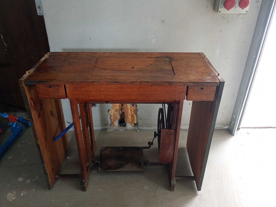 Maszyna do szycia Łucznik 82