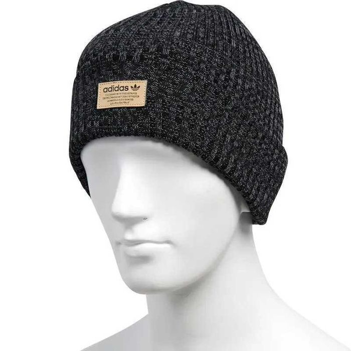 Шапка мужская Adidas originals future