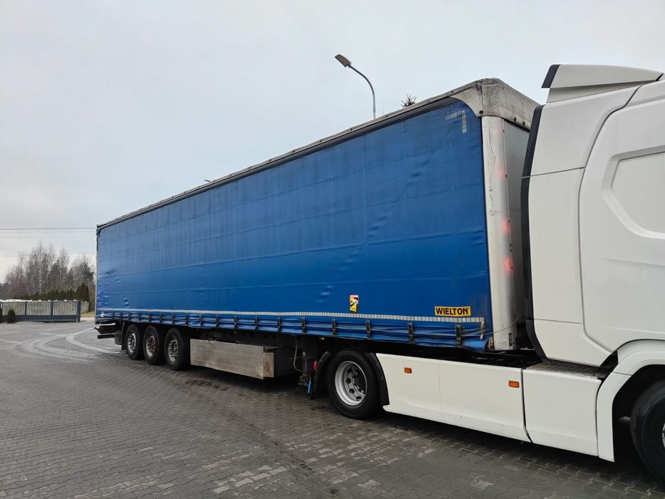 Naczepa Wielton pólmega