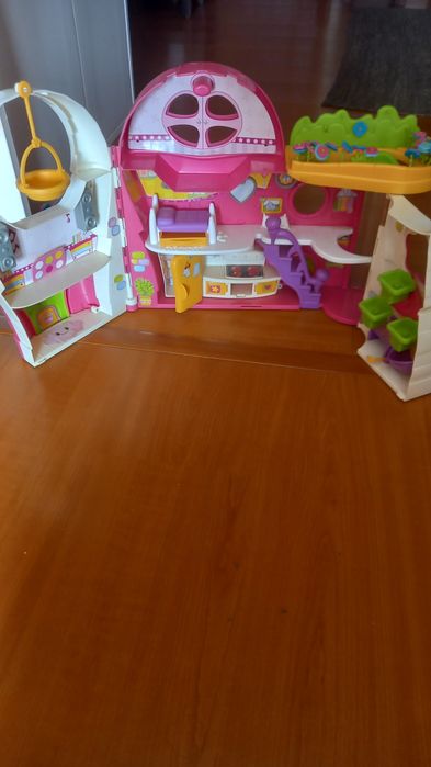 Casa da pinypon com oferta de carros